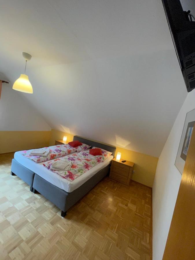 Ferienhaus Jobelius ไบล์ชไตน์ ภายนอก รูปภาพ